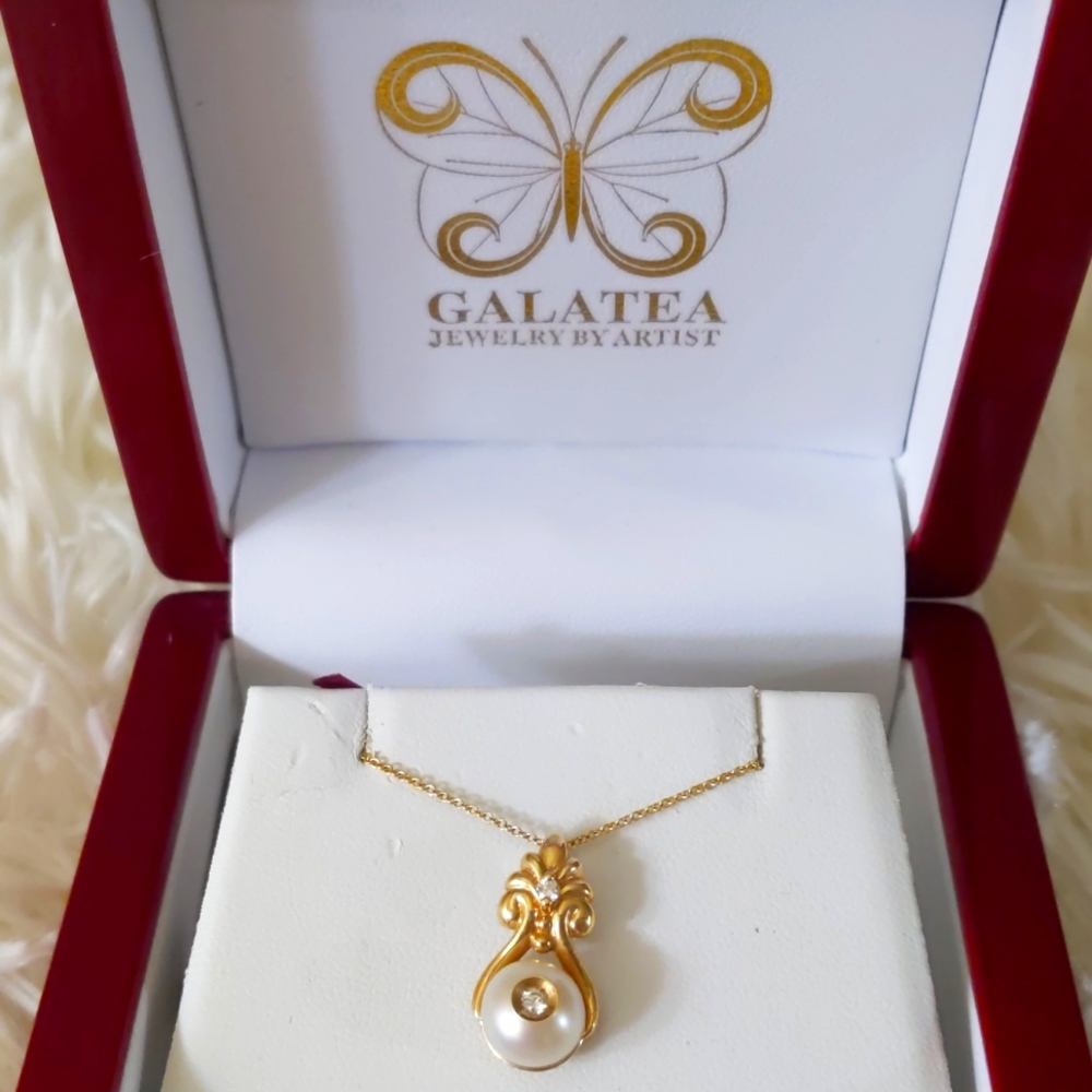 Diamond in a Pearl Necklace